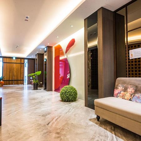 Lucky Apple Hotel Taipei Esterno foto