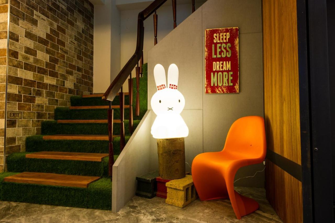 Lucky Apple Hotel Taipei Esterno foto